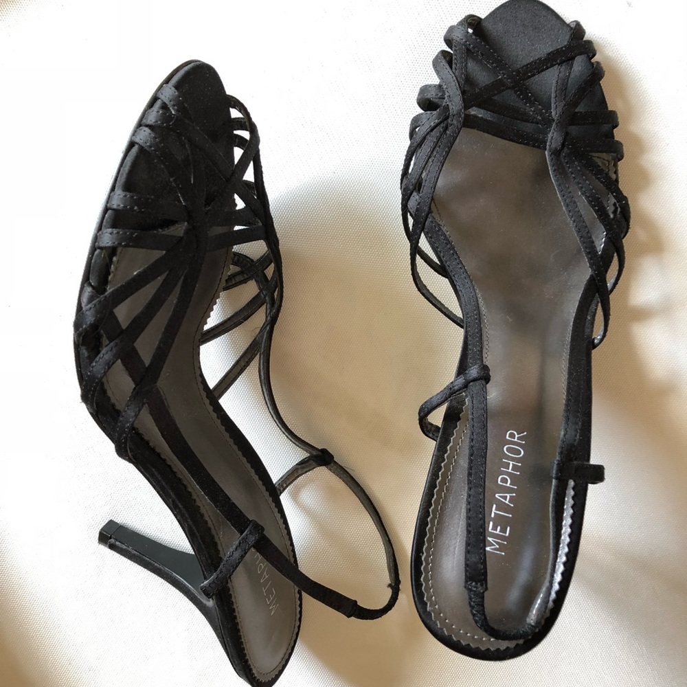 Strappy  HeeLed Black Sandals